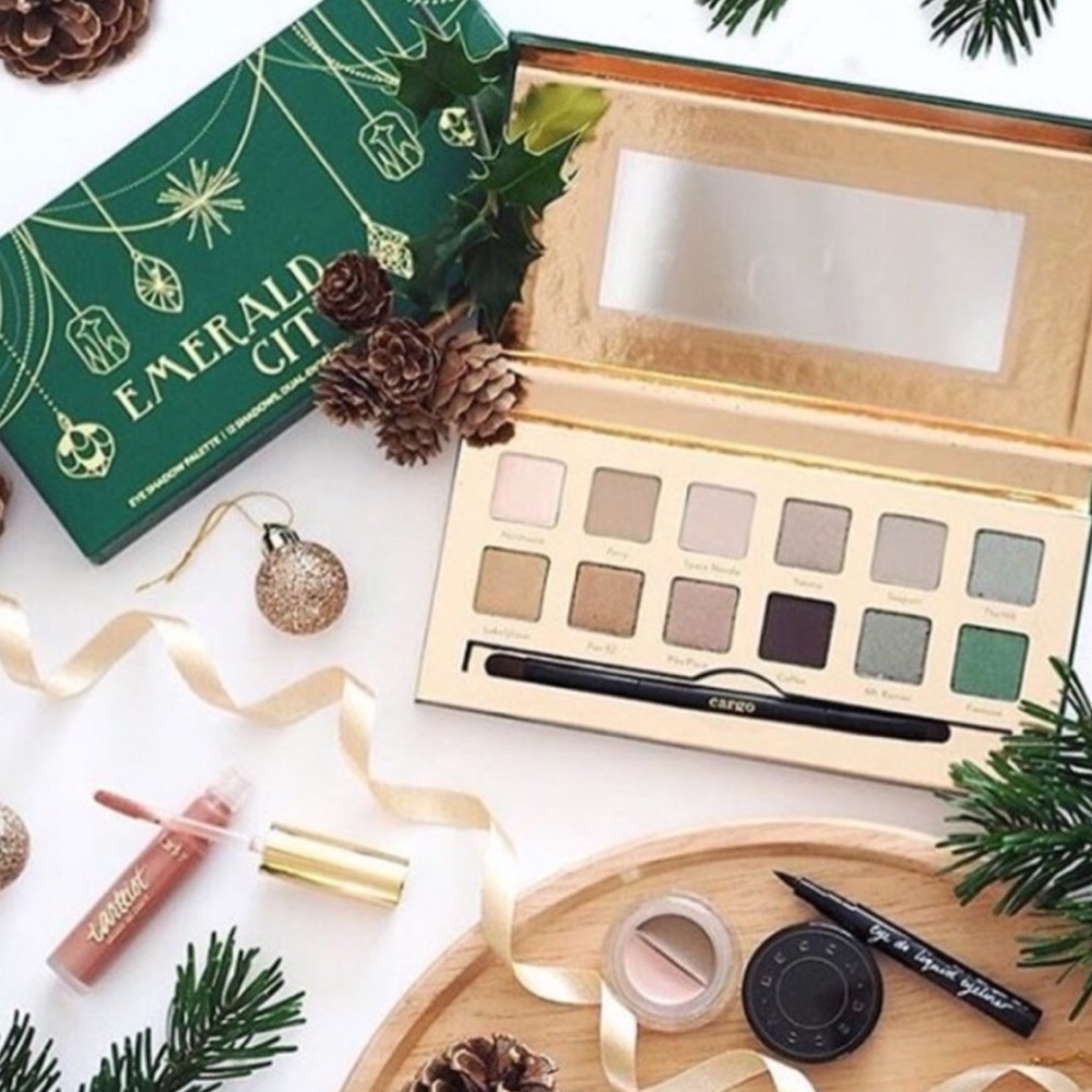 ❤️ Cargo Cosmetics Emerald City Wicked Eye Shadow Palette New